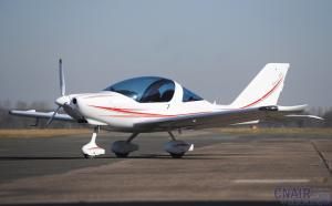 TL-2000 STING S4飞机介绍